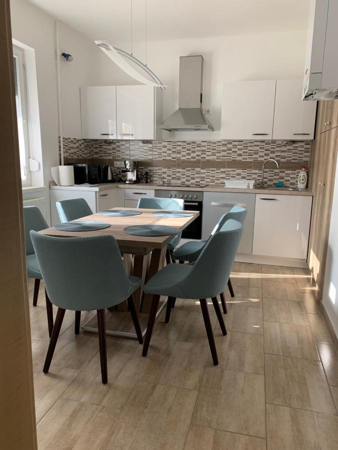 Thermal Next I Weninger Apartman Kiskunhalas Kültér fotó