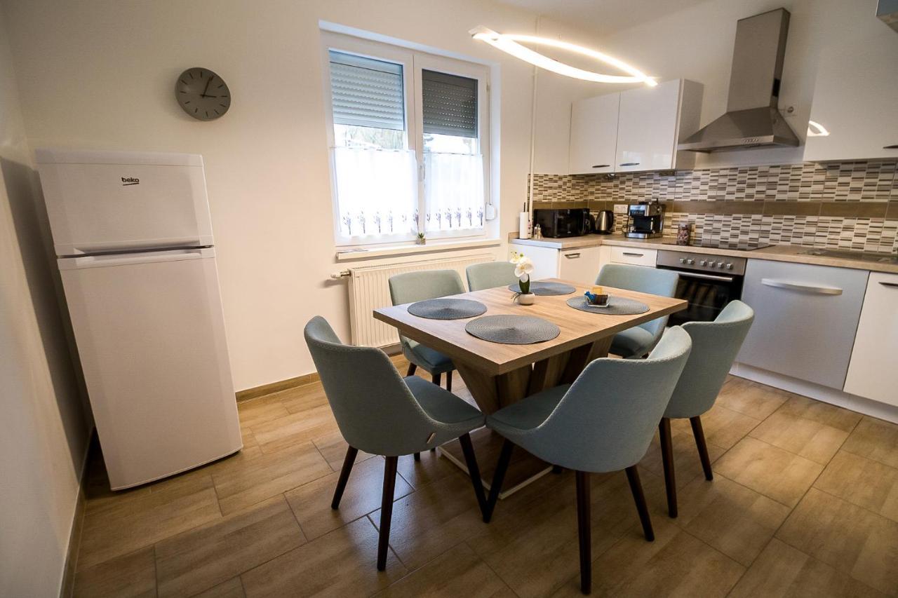 Thermal Next I Weninger Apartman Kiskunhalas Kültér fotó